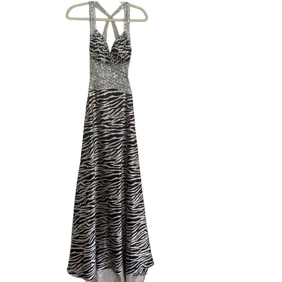 Jovani Open Back Evening Dress Gown Animal Print Sequin Detail - Picture 1 of 7